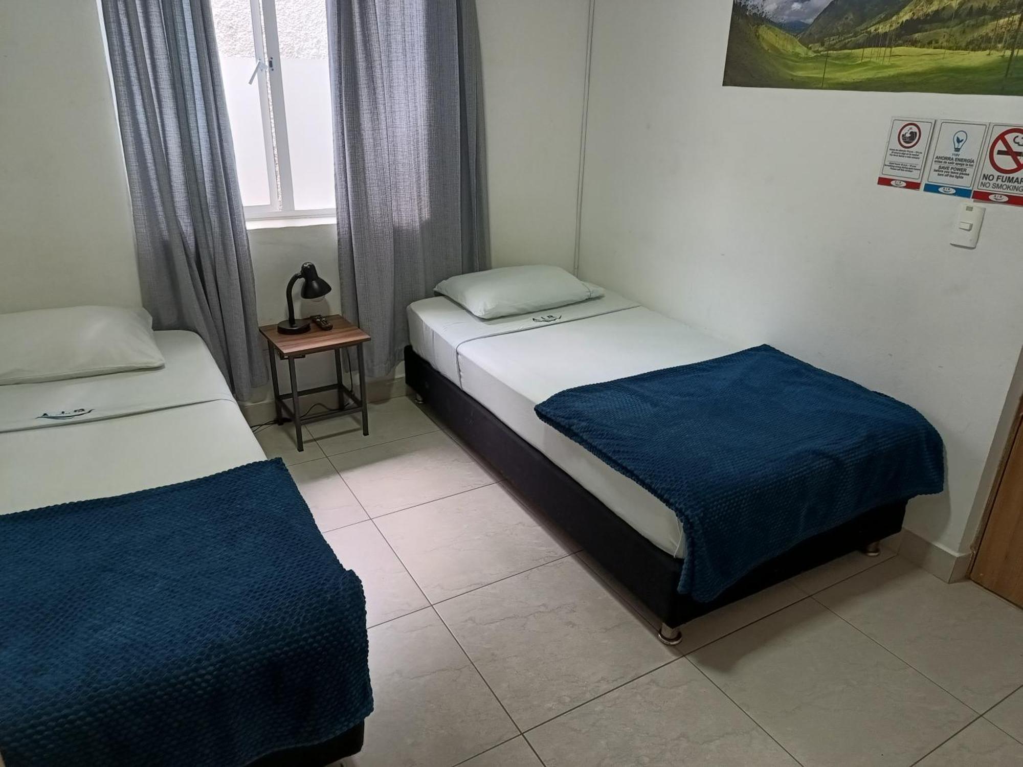 Air Guest House Medellin Exterior photo