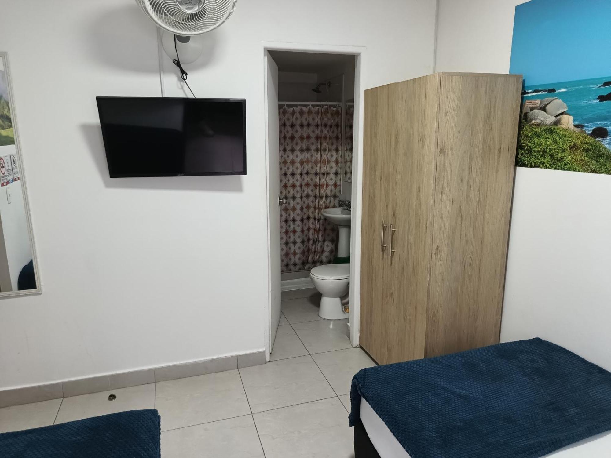 Air Guest House Medellin Exterior photo