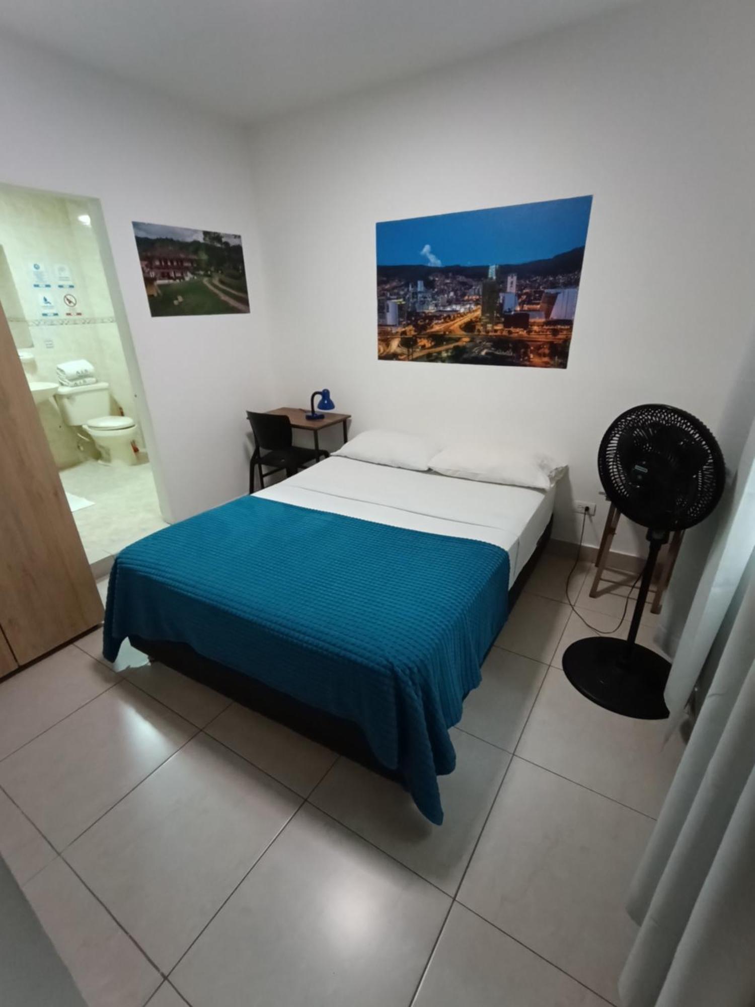 Air Guest House Medellin Exterior photo